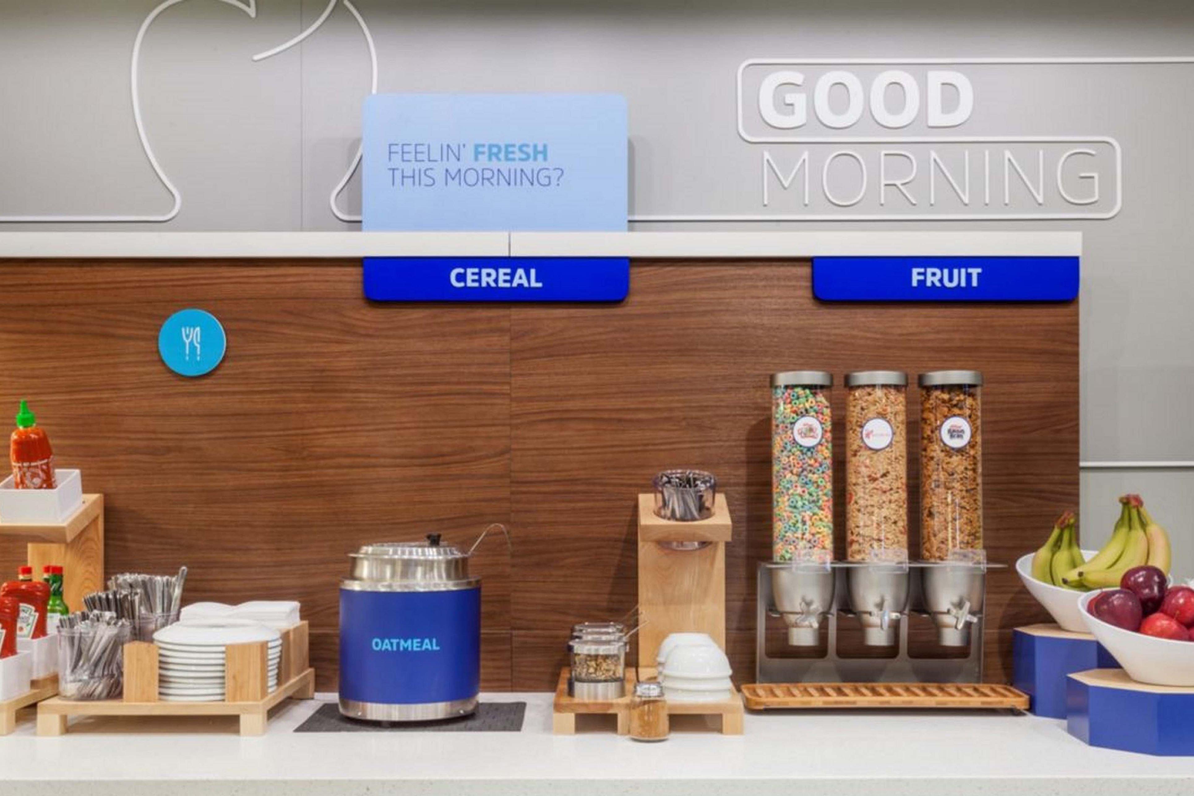 Holiday Inn Express & Suites Pasadena - Los Angeles By Ihg Eksteriør bilde