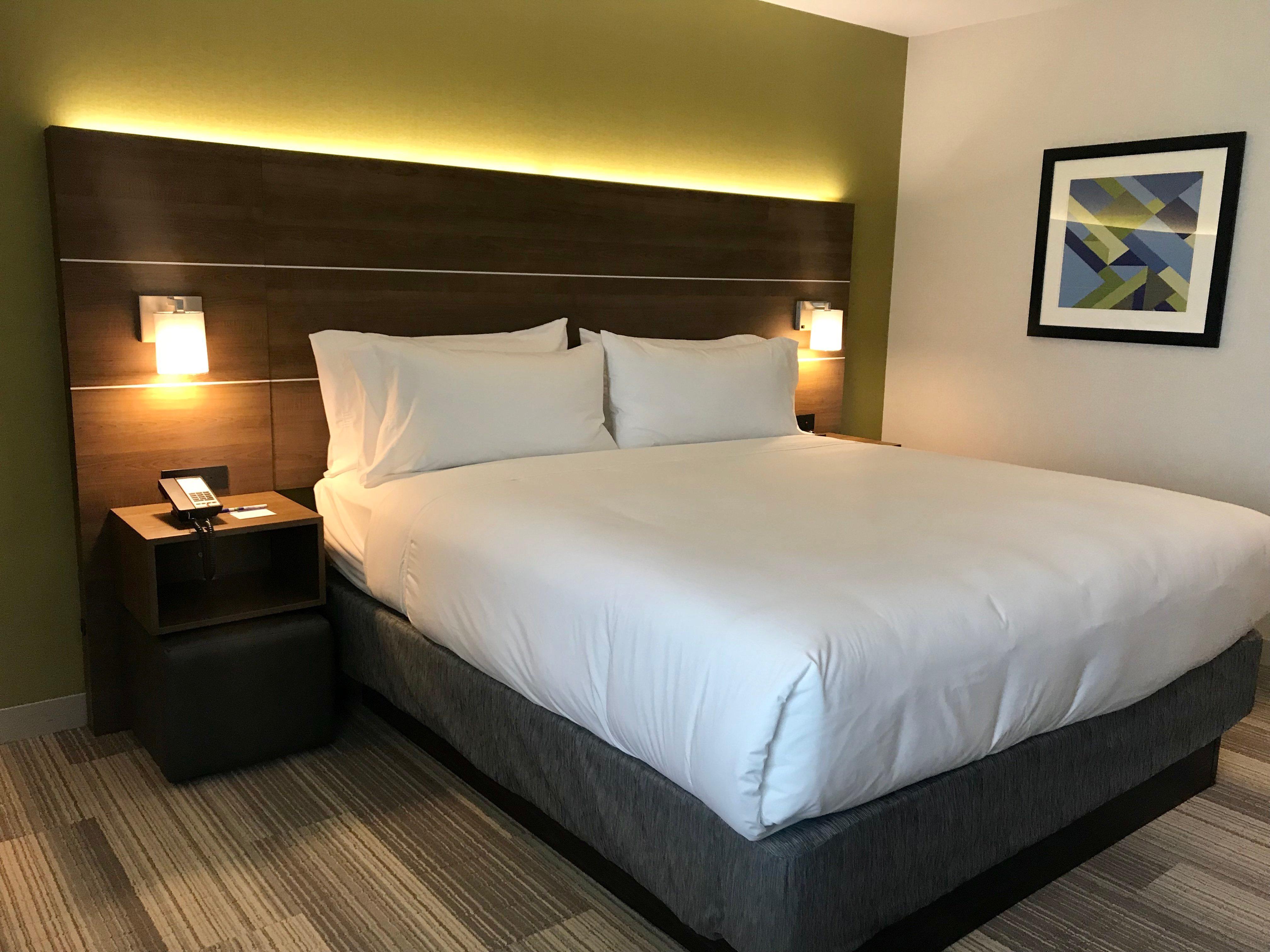 Holiday Inn Express & Suites Pasadena - Los Angeles By Ihg Eksteriør bilde