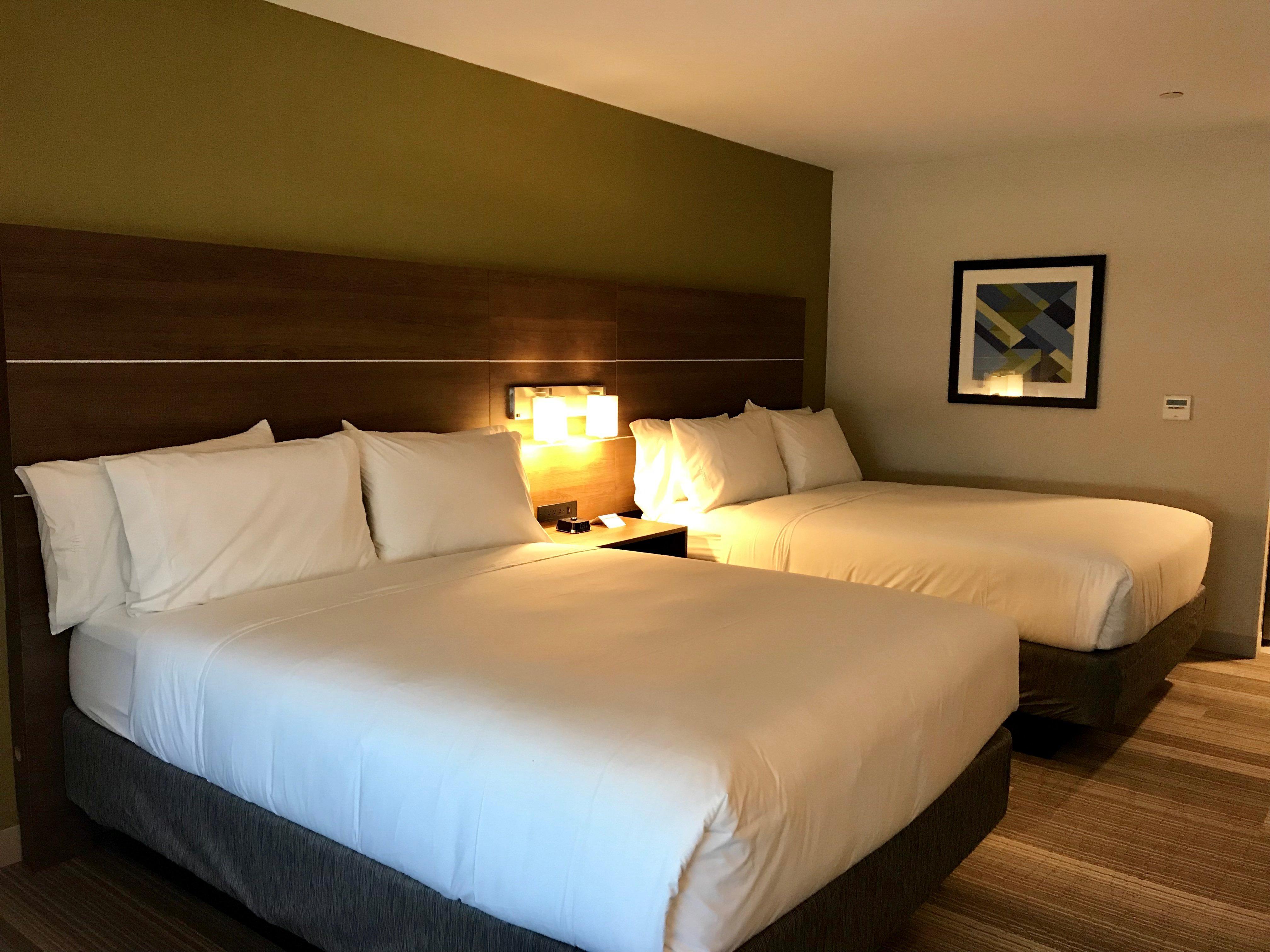 Holiday Inn Express & Suites Pasadena - Los Angeles By Ihg Eksteriør bilde
