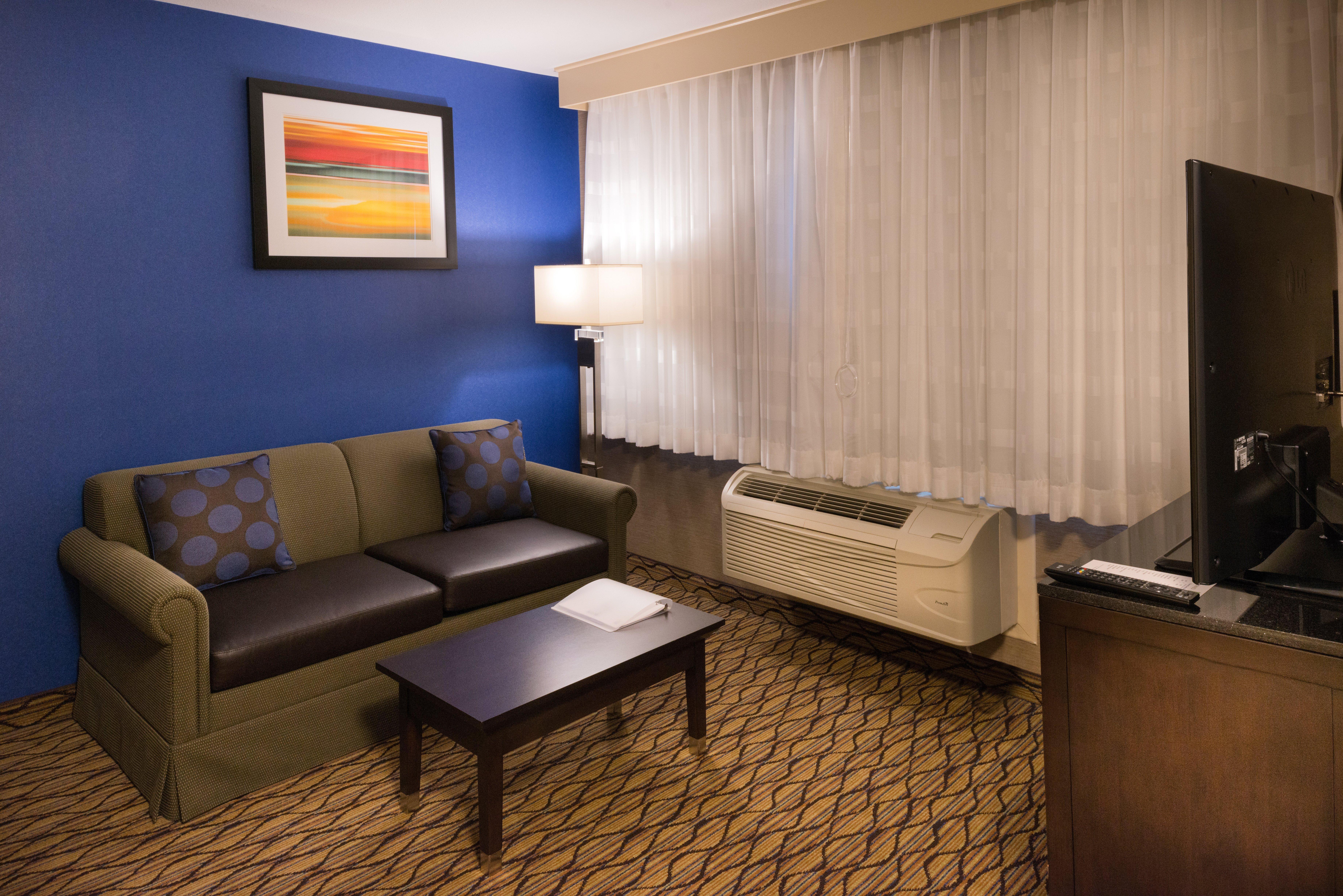 Holiday Inn Express & Suites Pasadena - Los Angeles By Ihg Eksteriør bilde